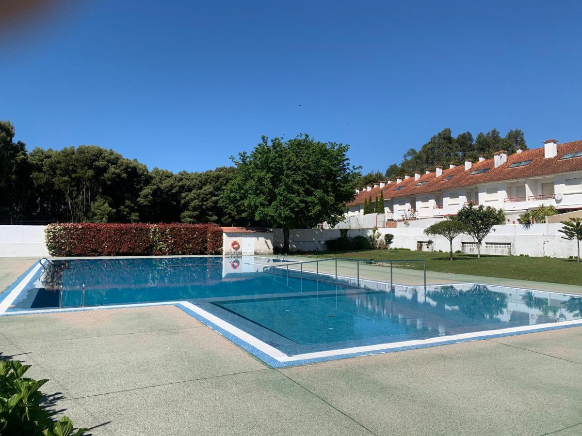 Urbanizacion Con Piscina Arnelas Sanxenxo Dış mekan fotoğraf